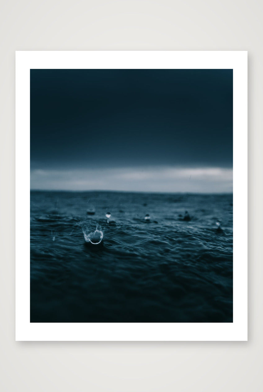 Victor Costa – Rainy Days — 40×50cm, 16×20" Print only