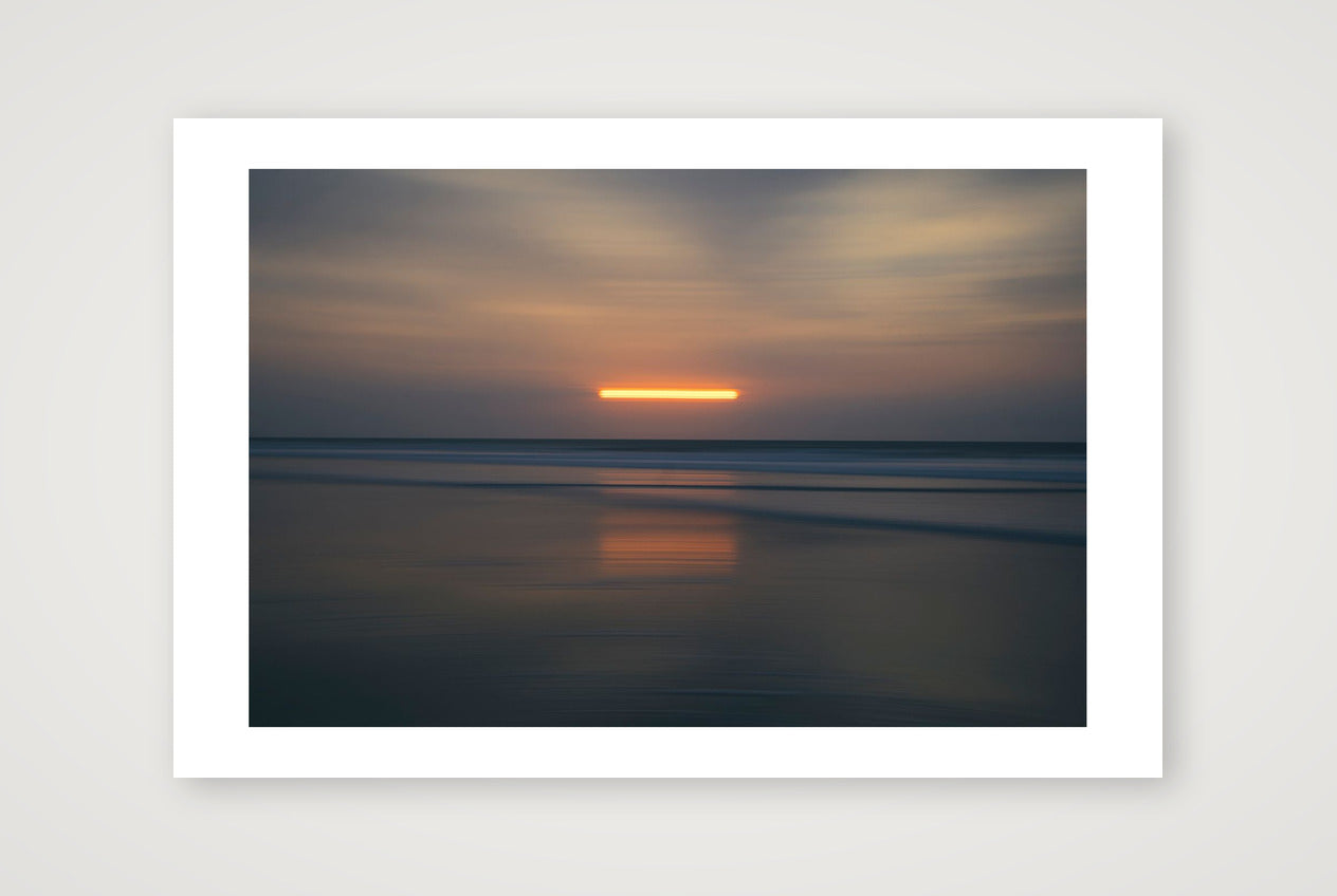 Alejo Reinoso – Advent — 45×30cm, 18×12" Print only