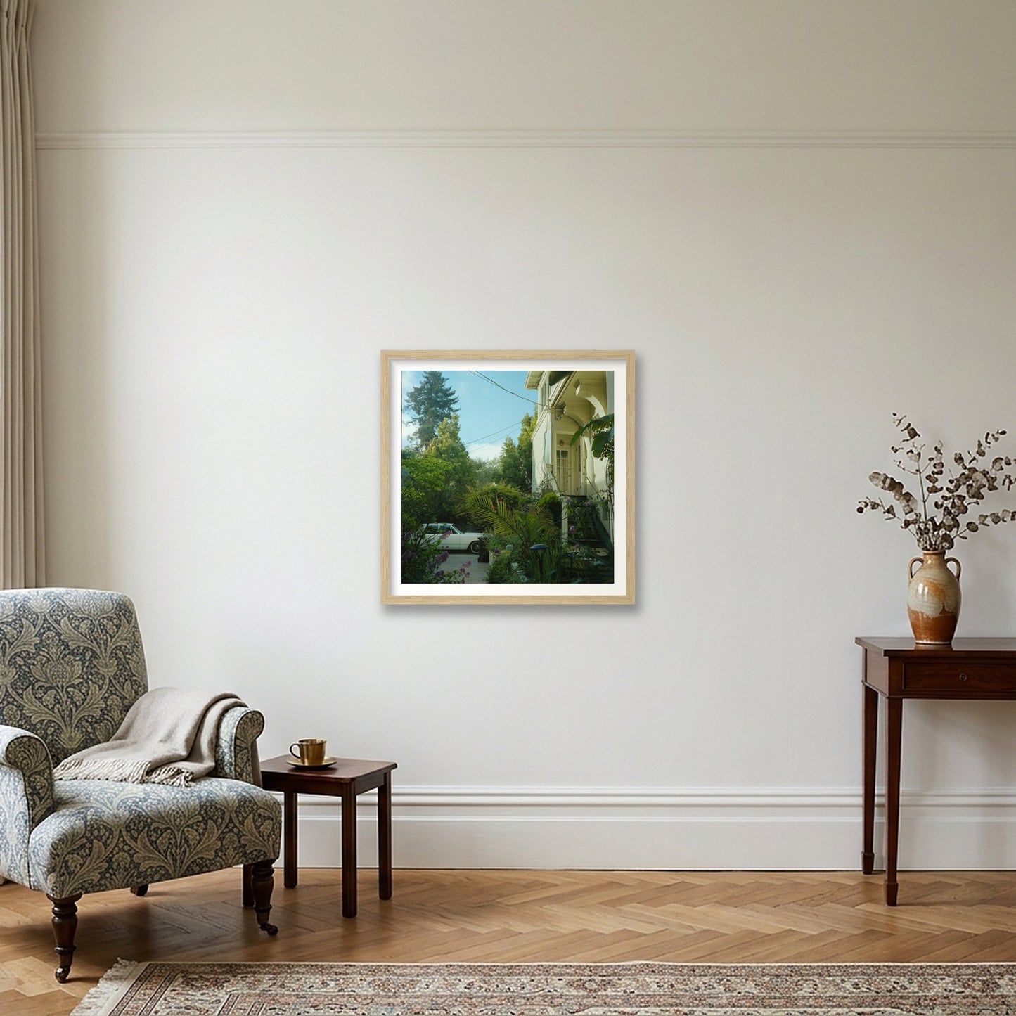 Kate Anderson – Hiding in Plain Sight — 40×40cm, 16×16" Oak Frame