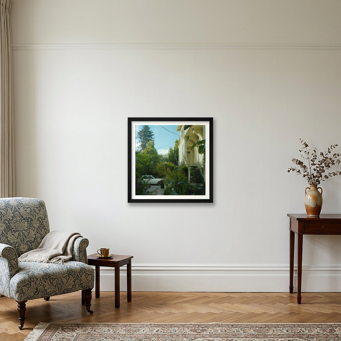 Kate Anderson – Hiding in Plain Sight — 40×40cm, 16×16" Black Frame